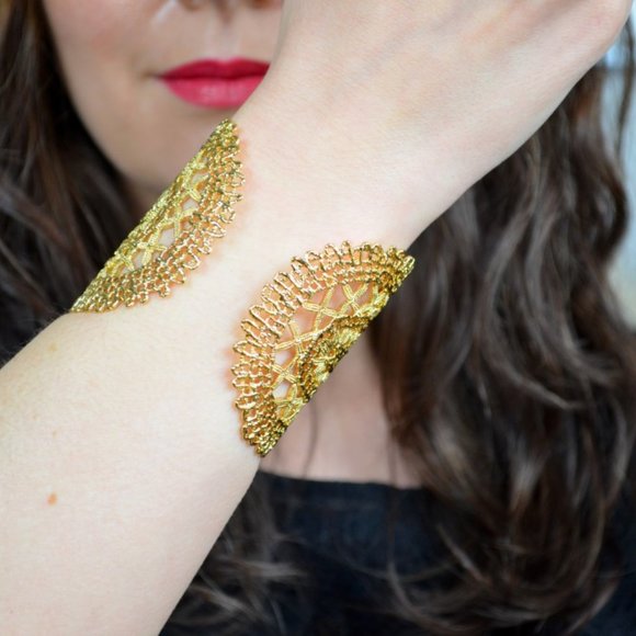 NEW Stella & Dot Gold Tone Alila Lace Cuff - Picture 8 of 8